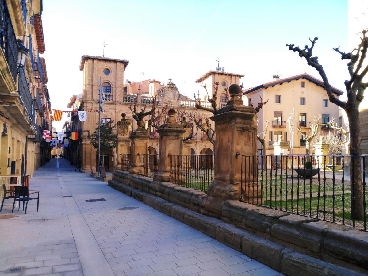 Jardines De Viana Pensionat Viana  Exteriör bild